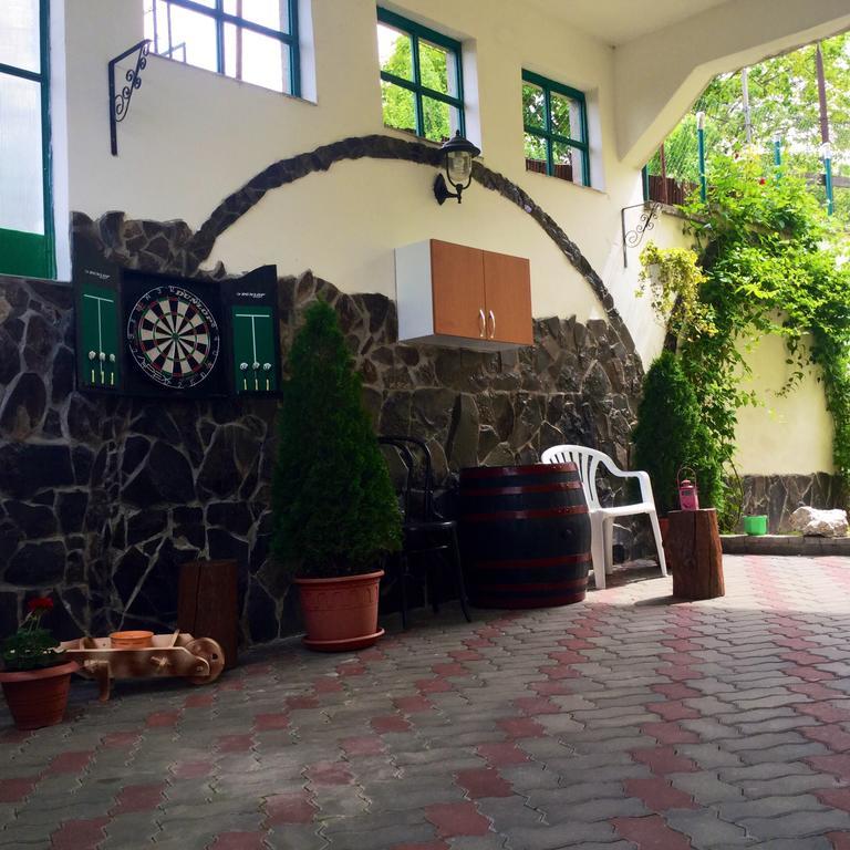 Готель Casa Bella Турда Екстер'єр фото