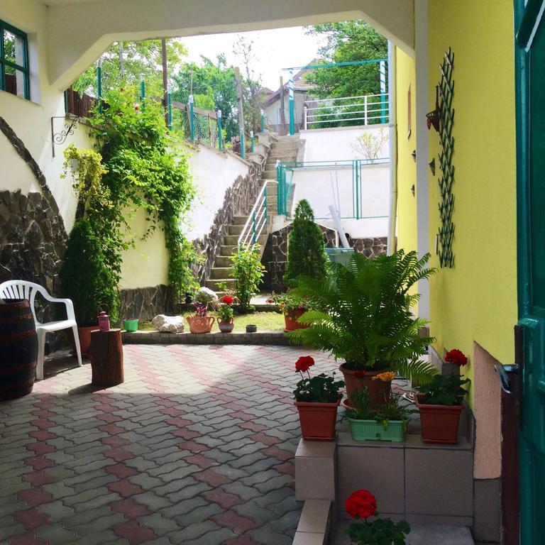 Готель Casa Bella Турда Екстер'єр фото