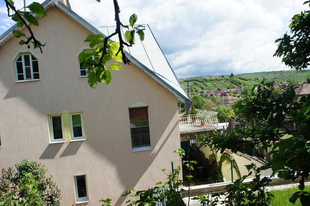 Готель Casa Bella Турда Екстер'єр фото