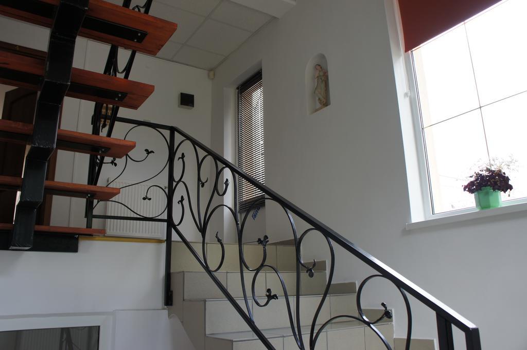 Готель Casa Bella Турда Екстер'єр фото